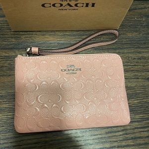 NIB Coach patent leather logo wristlet
